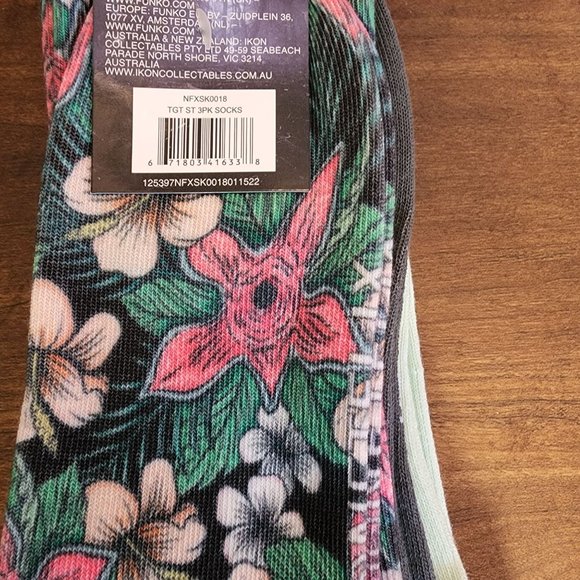 Stranger Things Socks 3 Pack Funko Beach Hawaiian Vibe - Picture 4 of 6